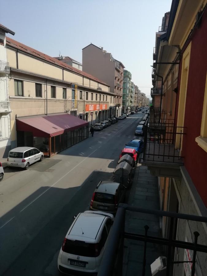 Casa Bumbunin, Vicino Al Centro E Al Politecnico Apartment Turin Ngoại thất bức ảnh